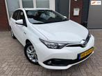 Toyota Auris 1.8 Hybrid Aspiration / Camera / Navi / Clima /, Auto's, 65 €/maand, 28 km/l, Gebruikt, 4 cilinders