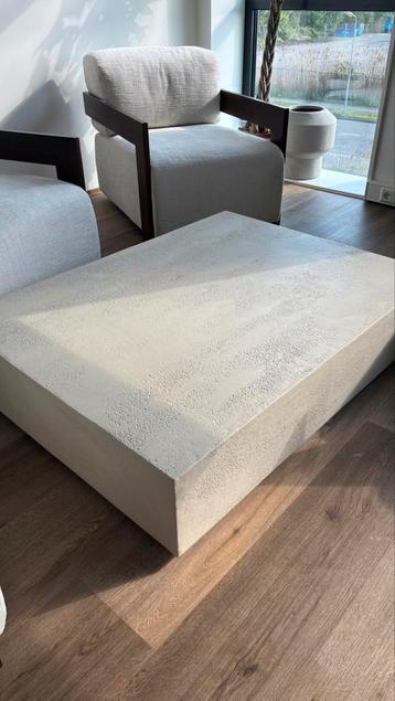 4 luxe zit stoelen met tafel  beschikbaar voor biedingen
