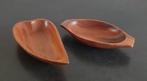 te koop: set 2 houten snackschaaltjes retro vintage jaren 70, Ophalen of Verzenden, Huis en Inrichting