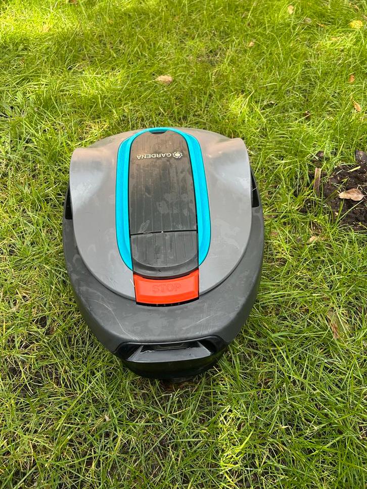 Gardena Sileno City Robotmaaier, Tuin en Terras, Robotmaaiers, Gebruikt, Minder dan 20 cm, Met regensensor, Ophalen of Verzenden