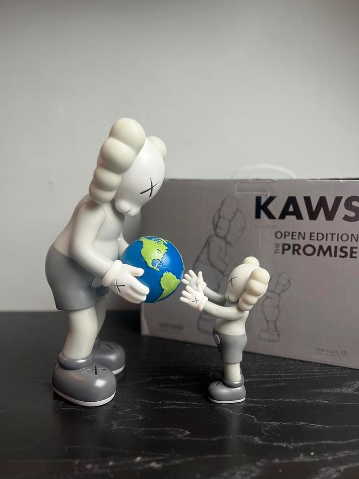 Kaws “The Promise”, Verzamelen, Poppetjes en Figuurtjes, Nieuw, Ophalen of Verzenden