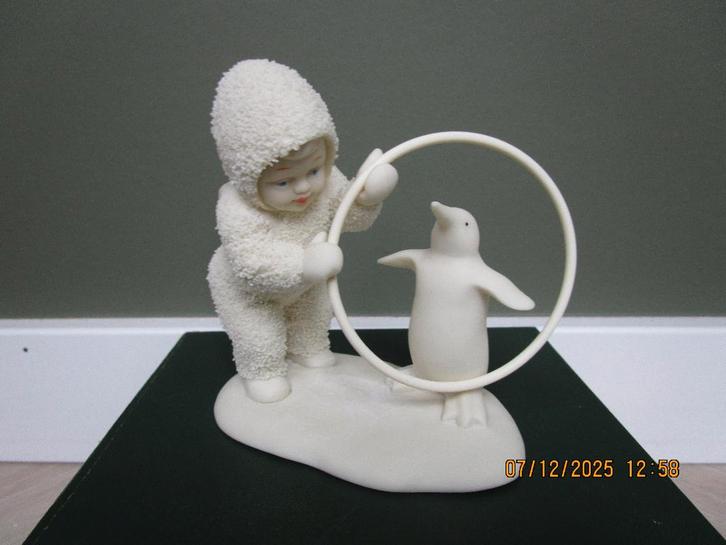 Snowbabies Ring J ill Teach You a Trick 68317 1993-1996, Diversen, Kerst, Gebruikt, Ophalen of Verzenden