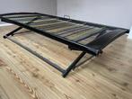 Bedframe en onderschuif bed. Staal, Huis en Inrichting, Slaapkamer | Bedden, Ophalen, Gebruikt, 90 cm, Eenpersoons