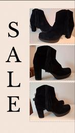 Unisa suede laarzen met franjes, z.g.a.n, mt 40👢👢👢, Zwart, Lage of Enkellaarzen, Ophalen of Verzenden, Zo goed als nieuw