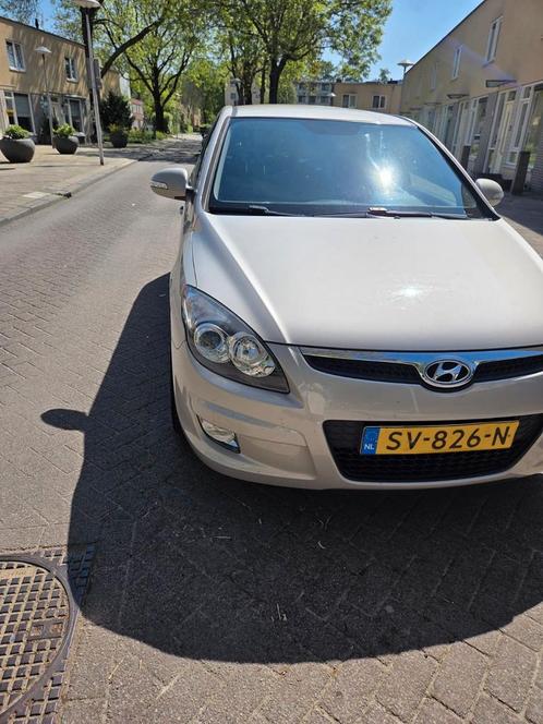 Hyundai i30 1.4 I Cvvt 5DR 2009 Grijs, Auto's, Hyundai, Particulier, i30, Benzine, B, Hatchback, Handgeschakeld, Geïmporteerd