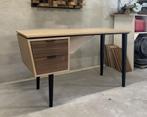 Outlet - Luxe Design Bureau gemaakt van eiken walnootfineer, Nienhof 48, 6715 AD, Ede, Nieuw, Ophalen of Verzenden, Plaatwerk Design