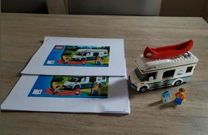 Lego 60057 Camper van

Niet compleet , mist 4 onderdelen!
2, Kinderen en Baby's, Speelgoed | Duplo en Lego, Zo goed als nieuw