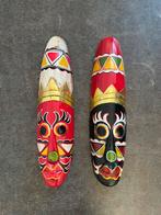 Twee Afrikaanse maskers, Ophalen of Verzenden