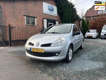 Renault Clio 1.2-16V Expression ( Airco + Nieuwe apk ) beschikbaar voor biedingen