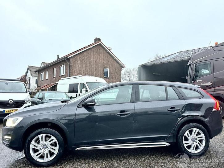 Volvo v-60 Cross country 2.0 D3 150pk 6-bak Polar Pl - nap -, Auto diversen, Schadeauto's, Volvo, Handgeschakeld, Diesel, Stationwagon