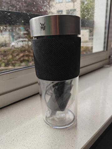 WMF KITCHENminis Mix on the go
Blender voor onderweg beschikbaar voor biedingen