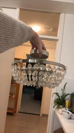 Twee identieke kroonluchters, Huis en Inrichting, Lampen | Kroonluchters, Ophalen, Gebruikt, Kunststof