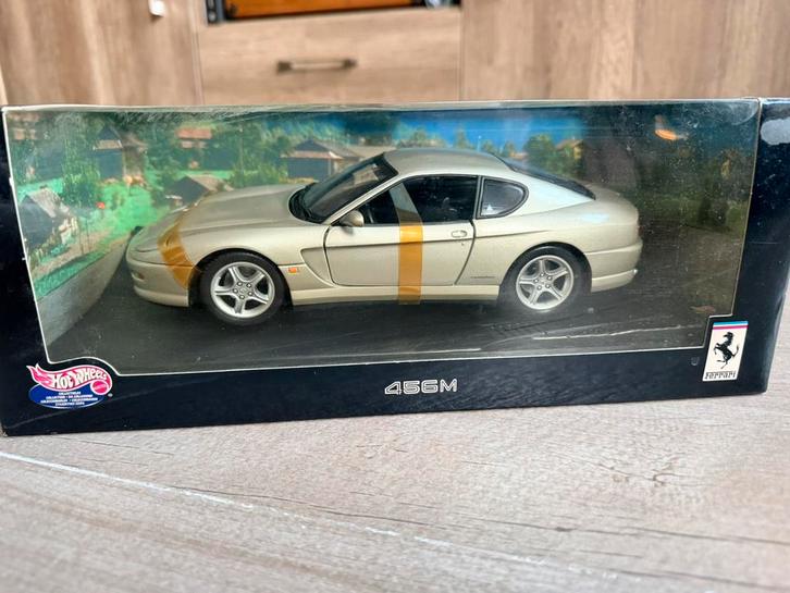 Ferrari 456M – Hot Wheels – 1:18 – met originele doos, Hobby en Vrije tijd, Modelauto's | 1:18, Zo goed als nieuw, Overige merken
