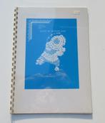 Hobbyboek E4611: Kantklossen - Kant in Nederland - patronen, Hobby en Vrije tijd, Kantklossen, Ophalen of Verzenden, Zo goed als nieuw