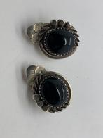 V500 Prachtige vintagr zilveren clipoorbellen met onyx, Ophalen of Verzenden, X, Met edelsteen, Zilver