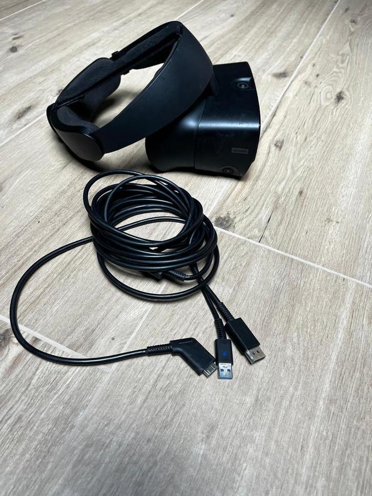 Oculus Rift S VR Headset - Complete Set in Goede Staat, Spelcomputers en Games, Virtual Reality, Gebruikt, Pc, VR-bril, Ophalen of Verzenden
