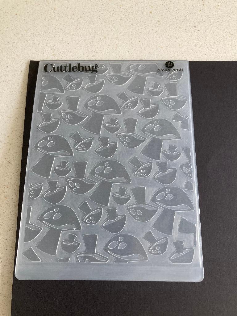 Cuttlebug embossing folders, Hobby en Vrije tijd, Kaarten | Zelf maken, Ophalen of Verzenden, Nieuw, Overige thema's, Overige typen