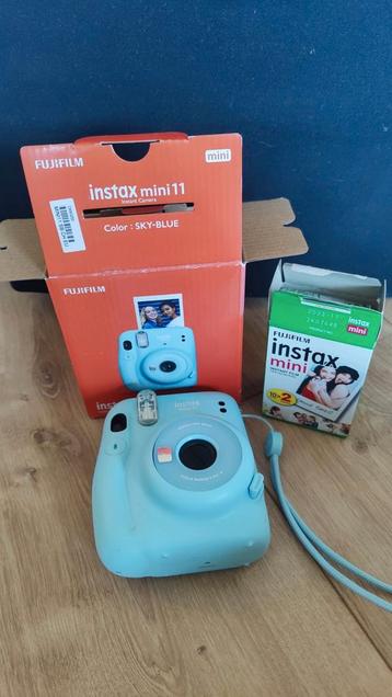 Fujifilm Instax Mini 11 - instant polaroid camera beschikbaar voor biedingen