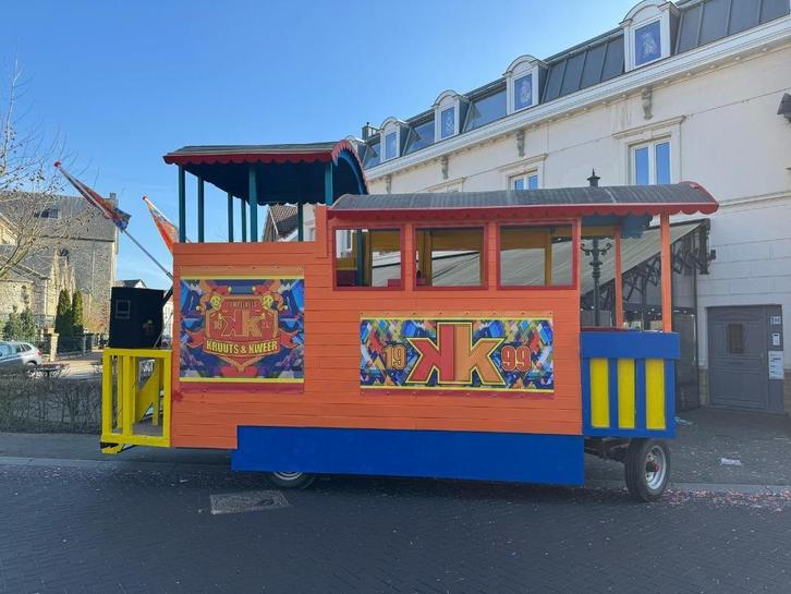 carvavalswagen, Hobby en Vrije tijd, Feestartikelen, Gebruikt, Overige typen, Carnaval, Ophalen