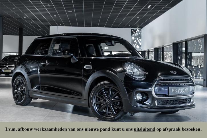 MINI 1.5 Cooper Business BLACK NL auto|Cruise|New service|LM, Auto's, Mini, Te koop, Cooper, ABS, Airbags, Airconditioning, Alarm