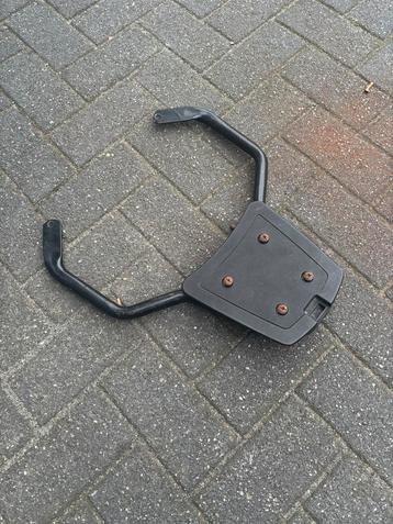 Typhoon Achterrekje beschikbaar voor biedingen