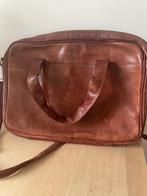 Laptop tas leder, Computers en Software, Laptoptassen, Ophalen of Verzenden, 15 inch, Zo goed als nieuw, Aktetas