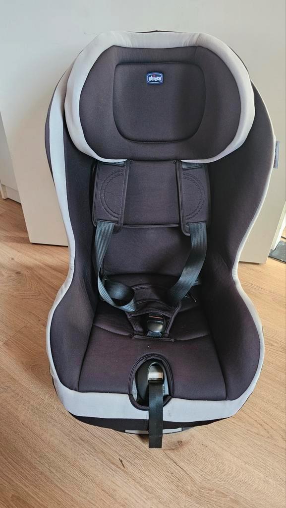 Chicco Autostoel met Isofix, Kinderen en Baby's, Autostoeltjes, Gebruikt, Chicco, 9 t/m 18 kg, Isofix, Verstelbare rugleuning