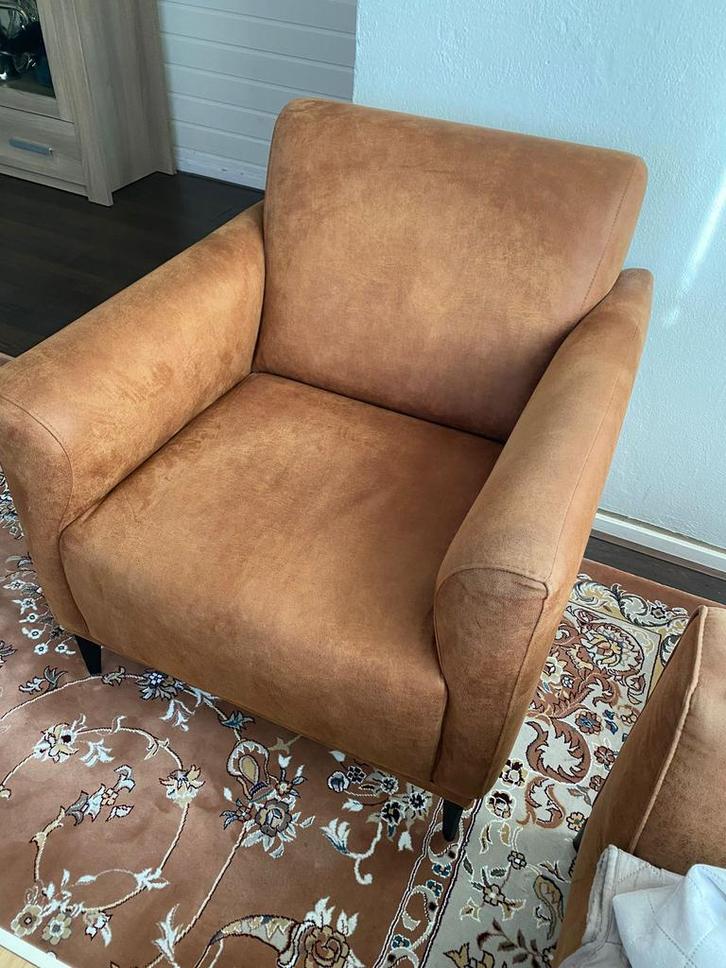 Mooie en ruime Fauteuil, Huis en Inrichting, Fauteuils, Zo goed als nieuw, 50 tot 75 cm, 75 tot 100 cm, Ophalen