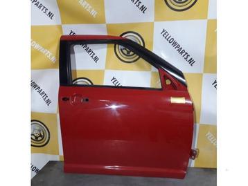 Portier 4Deurs rechts-voor van een Suzuki Swift (ZCF) beschikbaar voor biedingen