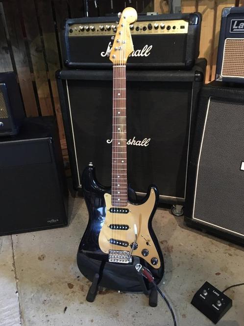 Stratocaster (uit verschillende onderdelen), Muziek en Instrumenten, Snaarinstrumenten | Gitaren | Elektrisch, Gebruikt, Fender