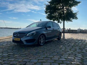Mercedes-Benz B-Klasse 1.6 B180 5DRS Blue EFF 2018 Grijs beschikbaar voor biedingen