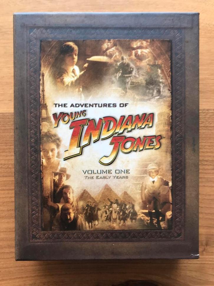 The Adventures of Young Indiana Jones - Volume 1, Cd's en Dvd's, Dvd's | Avontuur, Nieuw in verpakking, Boxset, Vanaf 12 jaar