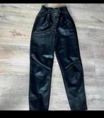 Niki Martin Vintage leren broek In Nieuwstaat, Kleding | Dames, Broeken en Pantalons, Ophalen of Verzenden, Zo goed als nieuw