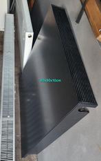 oude radiator met nette ombouw, Ophalen, 30 tot 80 cm, Gebruikt, Radiator