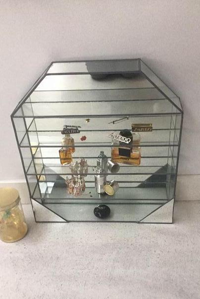 Glazen spiegel kastje voor je parfumverzameling te tonen, Verzamelen, Parfumverzamelingen, Zo goed als nieuw, Toebehoren, Ophalen of Verzenden