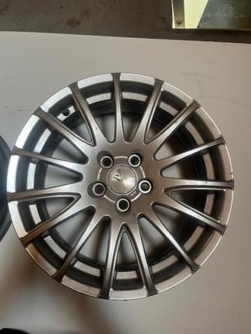 Renault Clio RS velgen beschikbaar voor biedingen