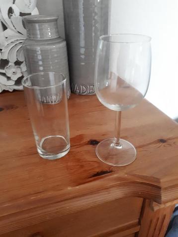 6 longdrinks en 6 wijnglazen nooit gebruikt  beschikbaar voor biedingen