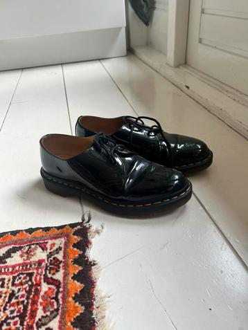 Lakleren Dr. Martens veterschoenen (model: 1461) beschikbaar voor biedingen