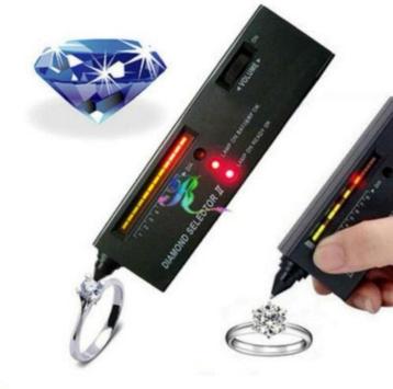 Test uw gouden zilveren ring op diamant tester niet v goud beschikbaar voor biedingen
