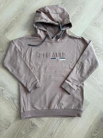 Bellaire capuchon trui maat 140 beschikbaar voor biedingen