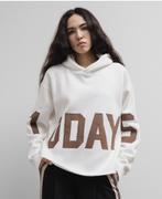 Oversized statement hoodie 10 days S, Kleding | Dames, Ophalen of Verzenden, Zo goed als nieuw, Wit