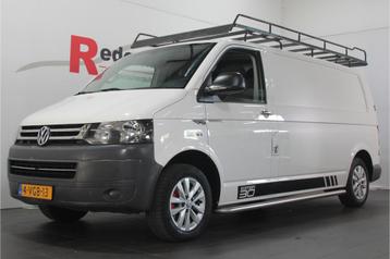 Volkswagen Transporter 2.0 TDI L2H1 - Airco / Carplay / Trek beschikbaar voor biedingen