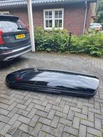 Volvo dakkoffer met dakdragers, Auto diversen, Dakkoffers, Ophalen of Verzenden, Zo goed als nieuw