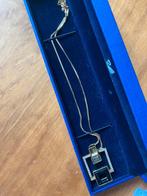 Swarovski ketting met hanger vierkantjes mist 1 steentje, Sieraden, Tassen en Uiterlijk, Kettingen, Ophalen of Verzenden, Zo goed als nieuw