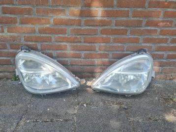Mercedes A160 koplampen beschikbaar voor biedingen