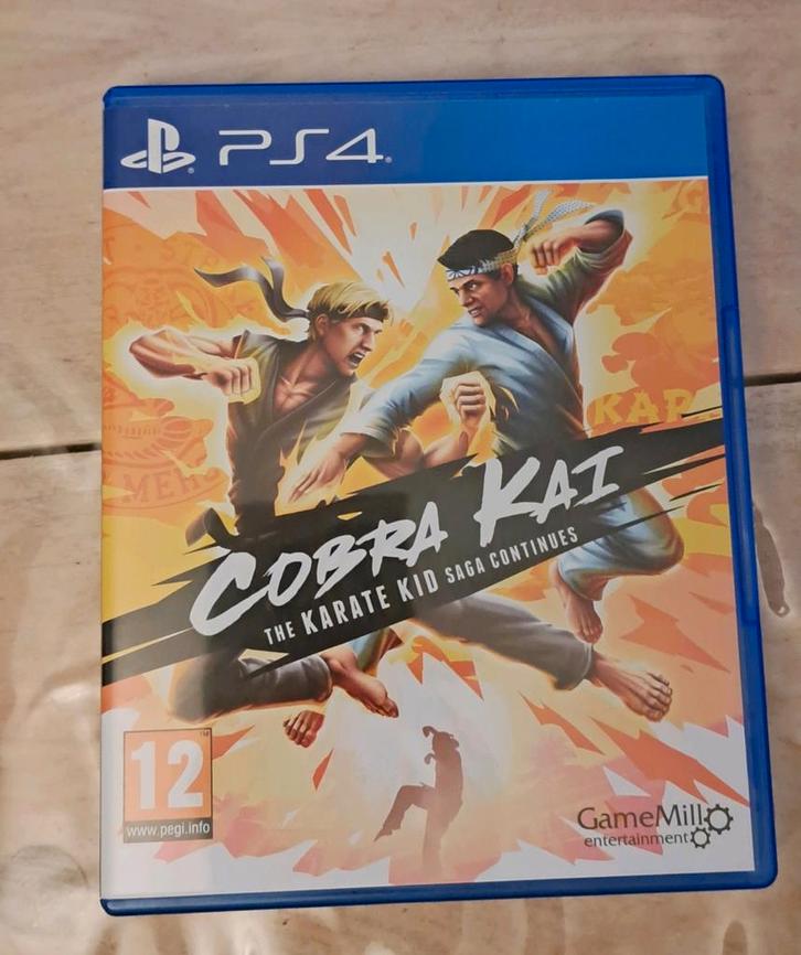 Cobra Kai PS4 - Nieuw!, Spelcomputers en Games, Games | Sony PlayStation 4, Nieuw, Vechten, 2 spelers, Vanaf 12 jaar, Eén computer