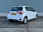 Toyota Yaris 1.5 Hybrid Active navigatie! dealerondhou NAP!, Auto's, 4 cilinders, Wit, Origineel Nederlands, Bedrijf