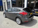 Ford Focus 1.5 Titanium NL AUTO/DEALER OND/NAVI/CAMERA/DAK, 65 €/maand, 4 cilinders, Origineel Nederlands, Handgeschakeld