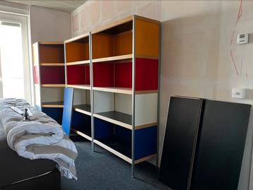 KEWLOX 182 met hoekkast 4x100 plus 2x60 beschikbaar voor biedingen