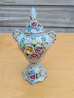 Brocante klein vaasje met deksel, Antiek en Kunst, Antiek | Vazen, Ophalen of Verzenden